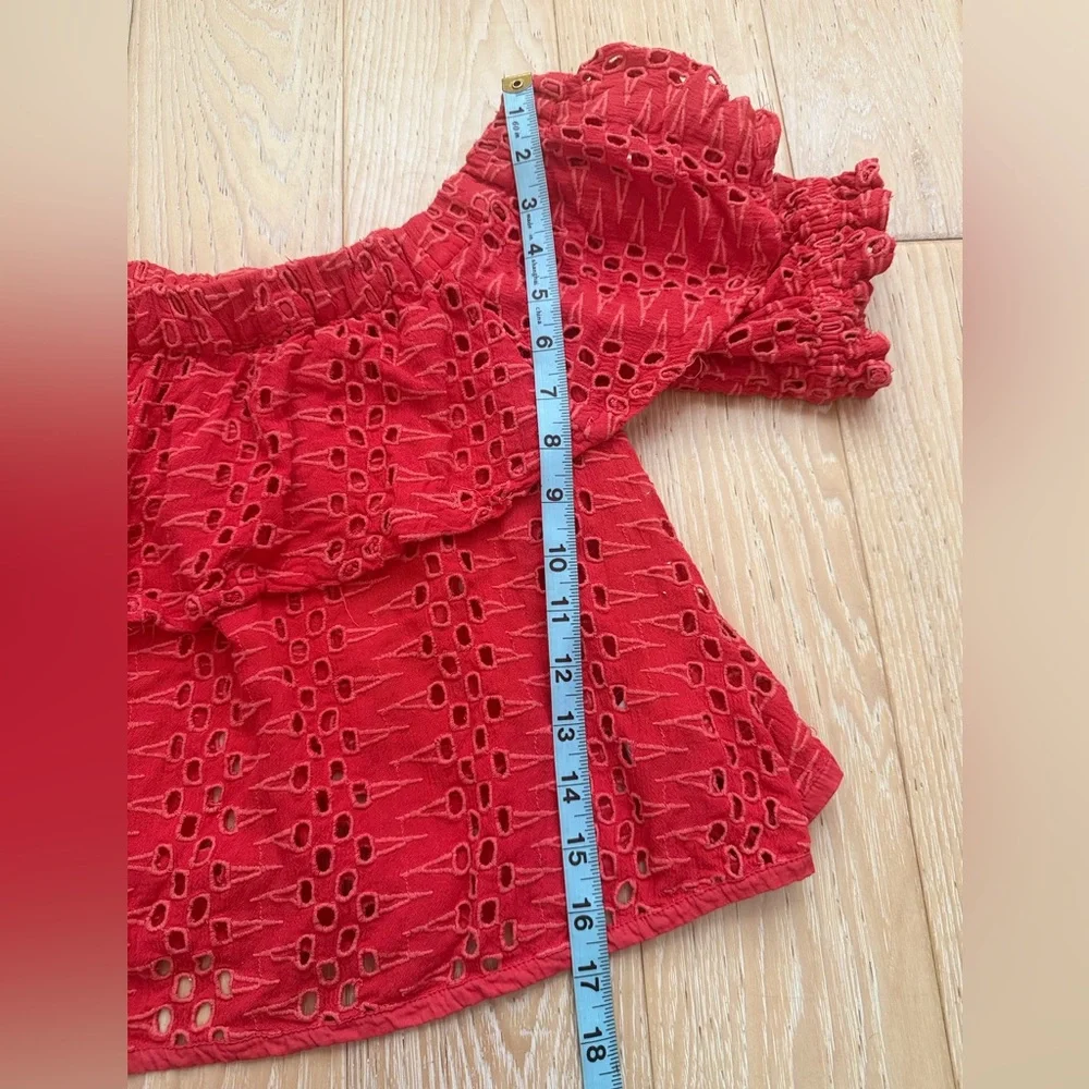 Free People Red off‎ shoulder ruffle eyelet top size S boho indie cowgirl - Picture 3 of 8